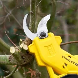 Sekator akumulatorowy V20 1x4Ah STANLEY SFMCPP32M1