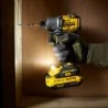 Zakrętarka udarowa STANLEY FATMAX SFMCF830D2K-QW V20 18V 203Nm 2x2Ah walizka