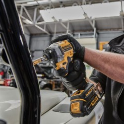 Zakrętarka udarowa 18V TSTAK 206Nm DeWALT DCF850NT